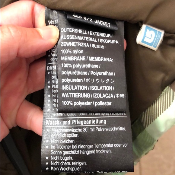 Women’s Burton Snowboarding Jacket - Picture 12 of 15